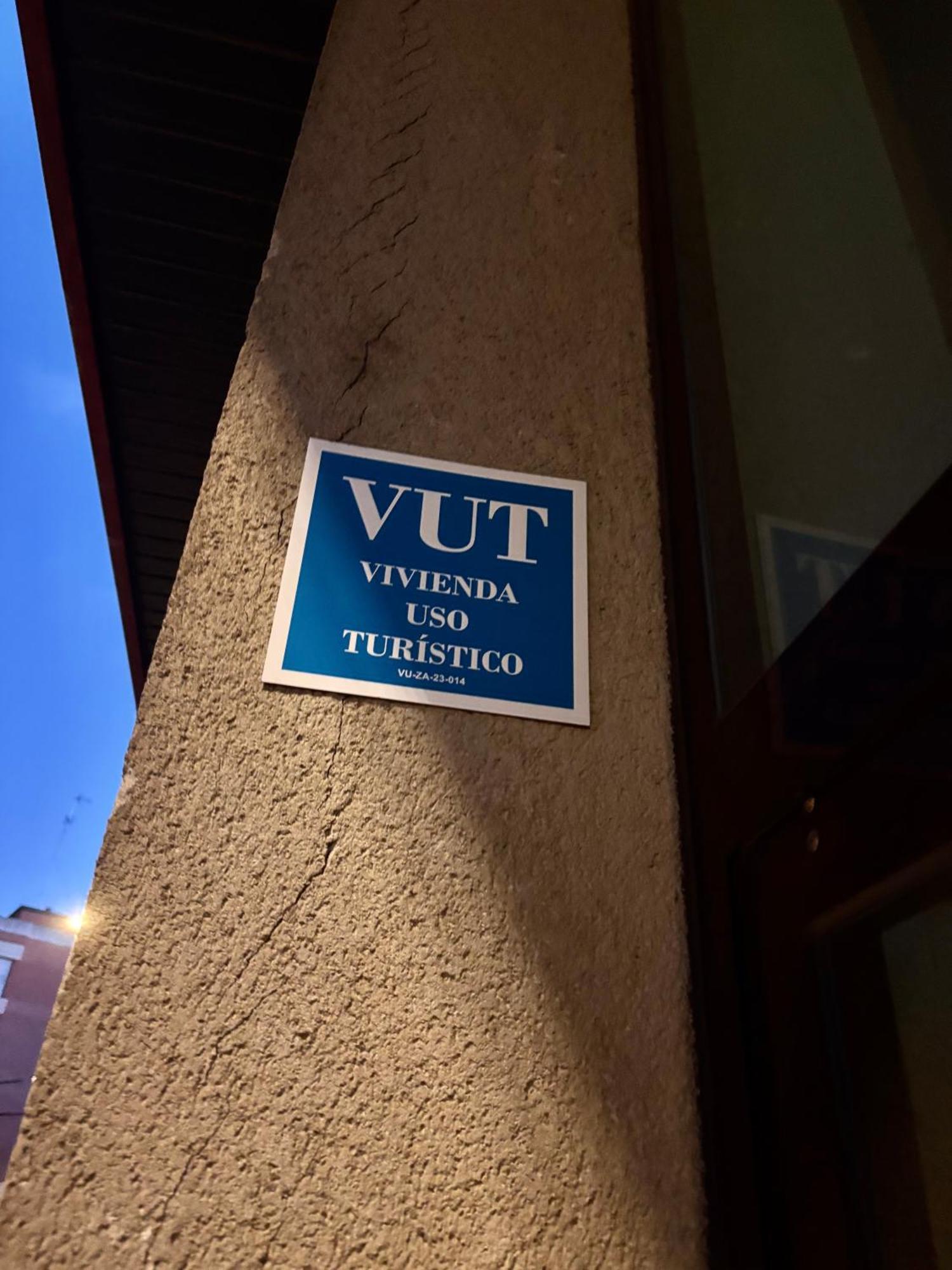 Suite Lay Σαραγόσα Εξωτερικό φωτογραφία
